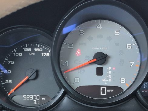 Used 2015 Porsche Macan S image 21