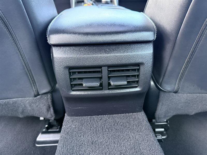 Used 2016 Lexus IS 200t w/ F Sport Package RWD image 23
