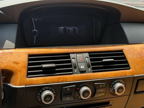 Used 2010 BMW 535i Sedan RWD image 13