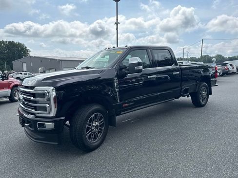 Used 2024 Ford F350 Limited w/ FX4 Off-Road Package AWD/4WD image 3
