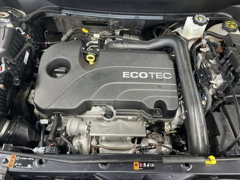 Used 2022 Chevrolet Equinox LT image 28