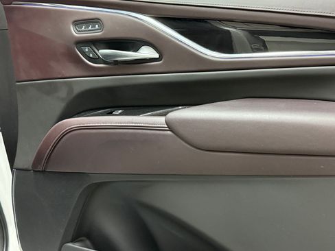 Certified 2023 Cadillac Escalade ESV Sport Platinum AWD/4WD image 52