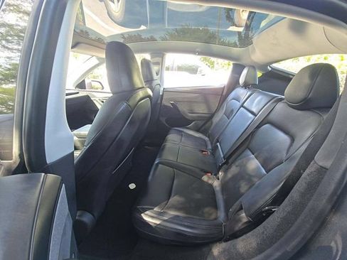 Used 2026 Tesla Model Y AWD image 9