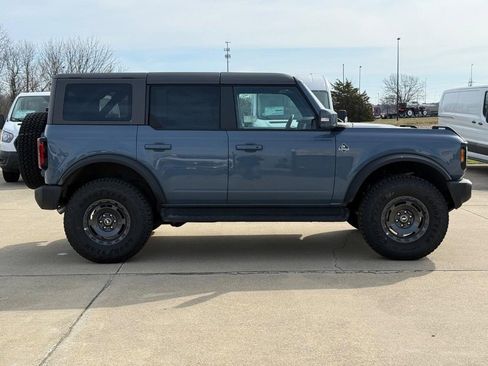 New 2025 Ford Bronco Outer Banks w/ Sasquatch Package image 36