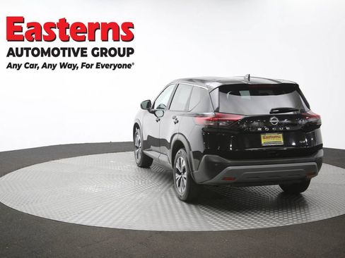 Used 2023 Nissan Rogue SV image 36