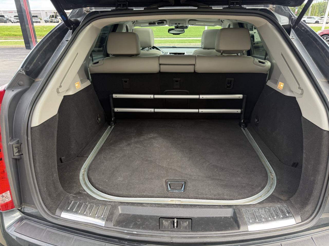 Used 2014 Cadillac SRX Performance w/ Driver Awareness Package FWD image 26