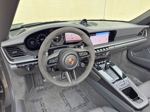 Used 2024 Porsche 911 Carrera w/ Premium Package RWD image 12
