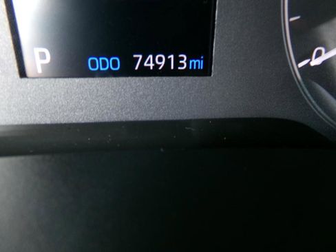 Used 2023 Toyota Corolla LE image 16