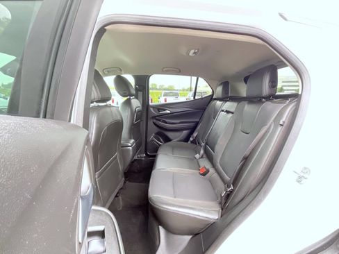 Used 2023 Buick Encore GX Select w/ Safety Package II AWD/4WD image 19