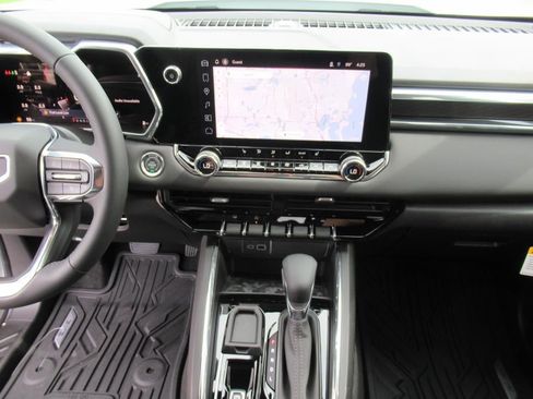 New 2026 GMC Canyon Elevation w/ Convenience Package RWD image 20