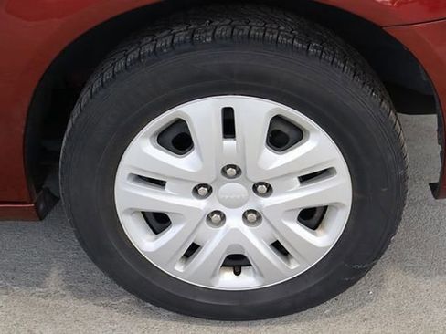 Used 2019 Dodge Grand Caravan SE image 43