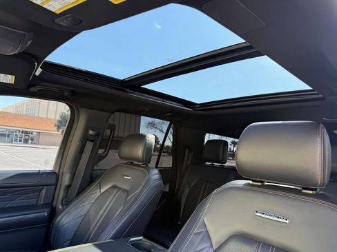Used 2023 Ford Expedition Max Platinum image 12