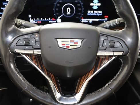 Used 2022 Cadillac Escalade ESV Premium Luxury image 46