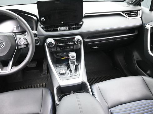Used 2023 Toyota RAV4 XSE AWD/4WD image 15