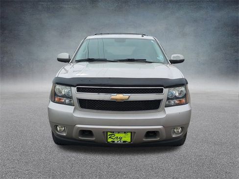 Used 2009 Chevrolet Tahoe LT w/ Convenience Package image 4