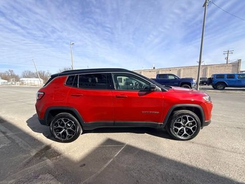 New 2026 Jeep Compass Limited image 4