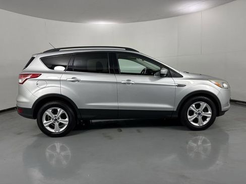 Used 2015 Ford Escape SE w/ Equipment Group 201A FWD image 35