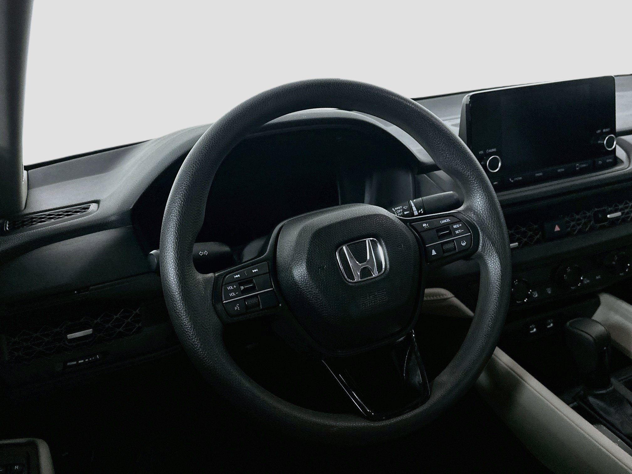 Used 2025 Honda Accord SE image 17