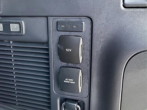 Used 2025 Ford Expedition Tremor AWD/4WD image 34