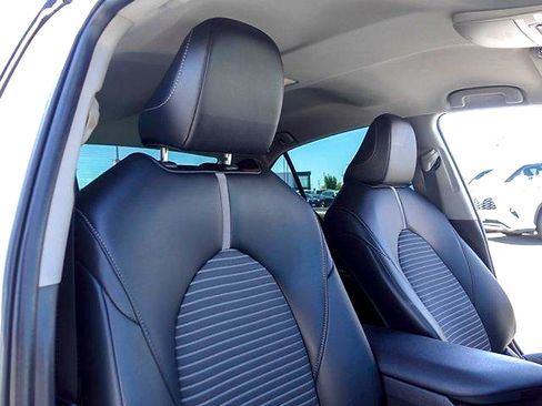 Certified 2023 Toyota Camry SE FWD image 13