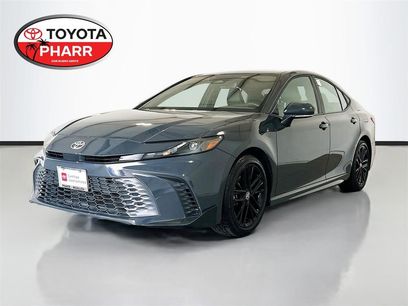 Used 2025 Toyota Camry SE w/ Multimedia Upgrade Package
