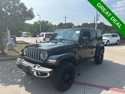 Used 2025 Jeep Wrangler Unlimited Sahara w/ Safety Group