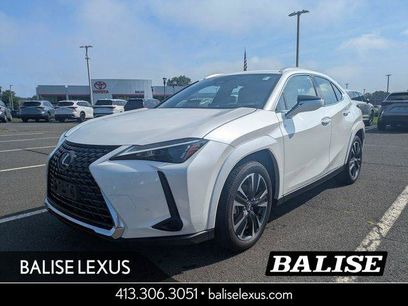 Certified 2025 Lexus UX 300h AWD w/ Accessory Package (Z1)