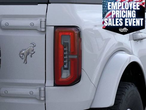 New 2025 Ford Bronco Outer Banks AWD/4WD image 25