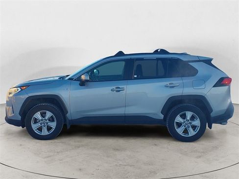 Used 2021 Toyota RAV4 XLE image 2