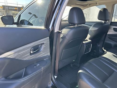 Used 2015 Nissan Murano Platinum w/ Platinum Technology Package image 11