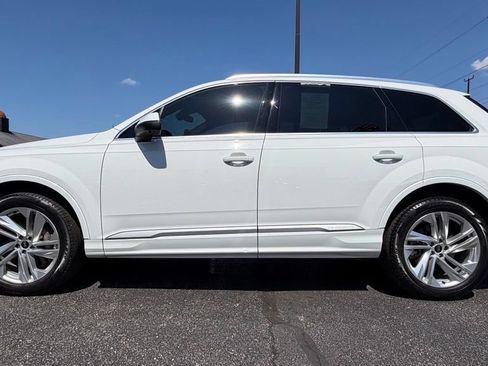 Used 2021 Audi Q7 2.0T Premium w/ Convenience Package AWD/4WD image 3