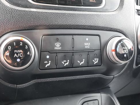 Used 2012 Hyundai Tucson GLS AWD/4WD image 23