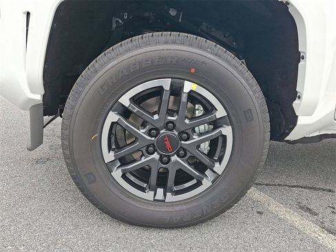New 2025 Toyota Tacoma TRD Sport image 18