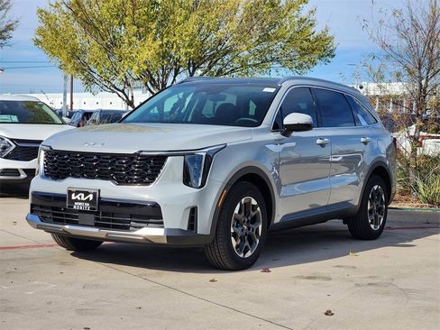 New 2026 Kia Sorento S w/ S Panoramic Sunroof Package image 2