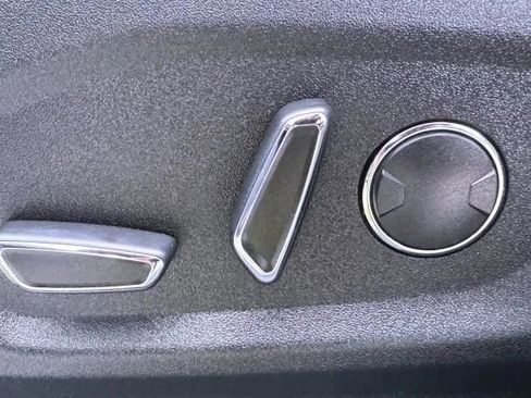 Used 2017 Ford Edge Sport w/ Technology Package image 46