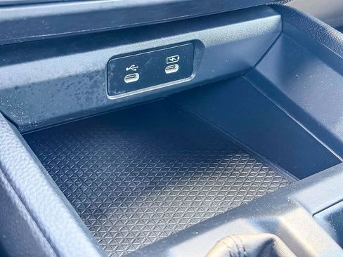 Used 2023 Honda Accord LX image 29