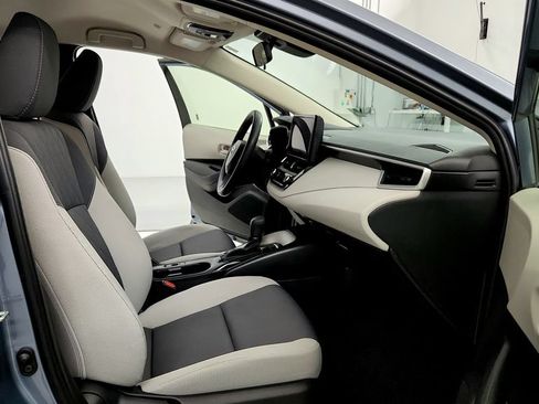Used 2023 Toyota Corolla LE FWD image 28