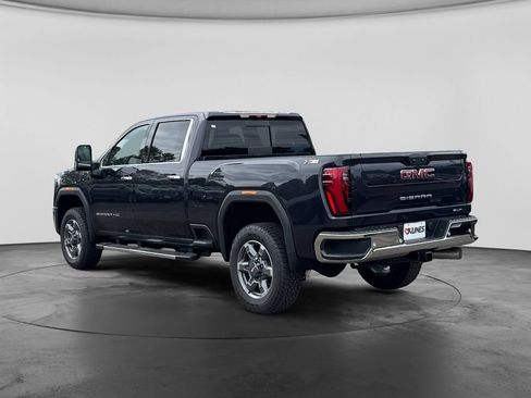 New 2026 GMC Sierra 3500 SLT w/ SLT Premium Package AWD/4WD image 6