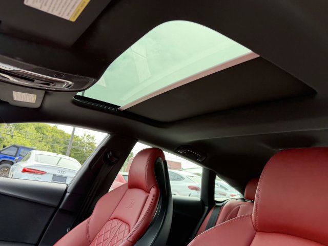 Used 2024 Audi S5 Premium Plus w/ Premium Plus Package AWD/4WD image 12