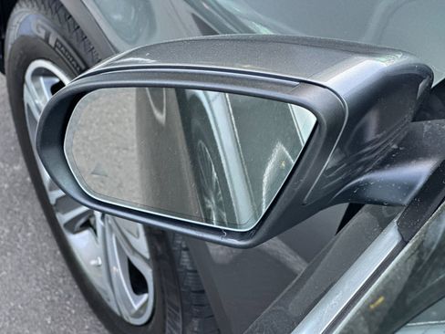 Used 2018 Mercedes-Benz GLC 300 image 9