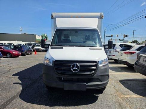 Used 2024 Mercedes-Benz Sprinter 3500 image 3