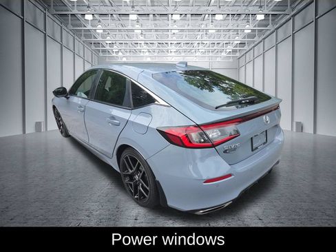 Used 2024 Honda Civic Sport Touring image 5
