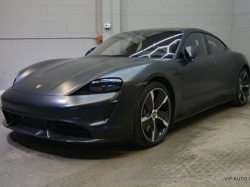 Used 2022 Porsche Taycan Turbo S AWD/4WD image 2