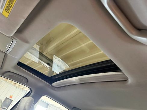 Used 2017 Honda Accord EX-L image 16
