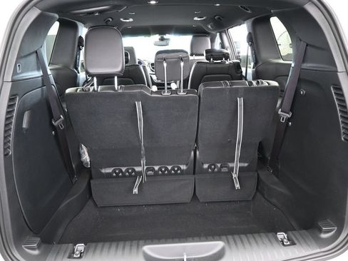 Used 2025 Chrysler Pacifica Select FWD image 30