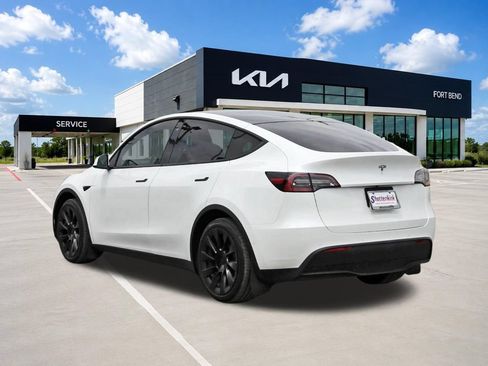 Used 2020 Tesla Model Y Long Range AWD/4WD image 7