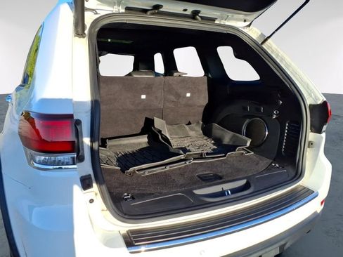 Used 2022 Jeep Grand Cherokee Limited w/ Trailer Tow Group IV AWD/4WD image 11