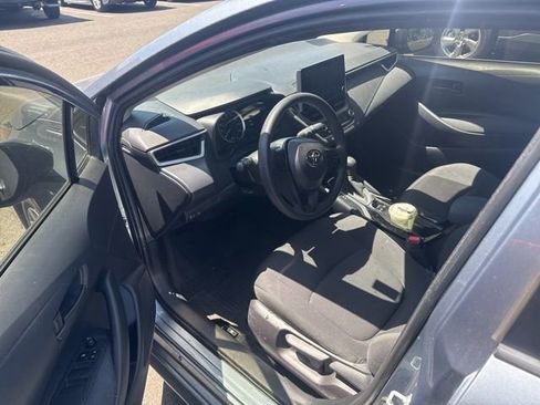 Used 2022 Toyota Corolla LE FWD image 6