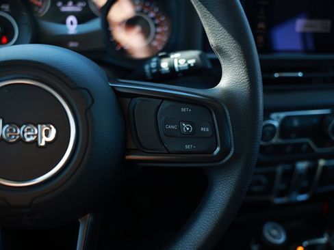 New 2026 Jeep Wrangler Unlimited Sport AWD/4WD image 19