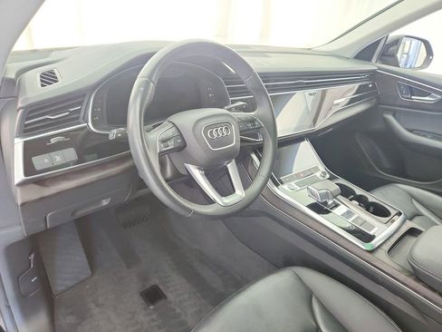 Used 2023 Audi Q8 Premium w/ Convenience Package image 10